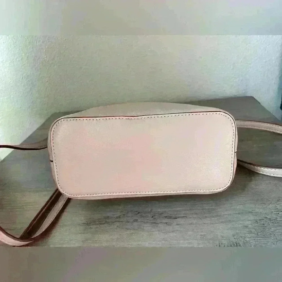 Sole Society Vegan Leather Crossbody Beige Purse With Card Slots Bag - Picture 4 of 6